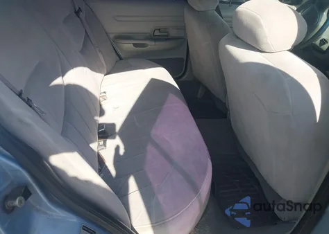 2000 Ford Crown Victoria из США, поврежденный, VIN 2FAFP73W2YX158213